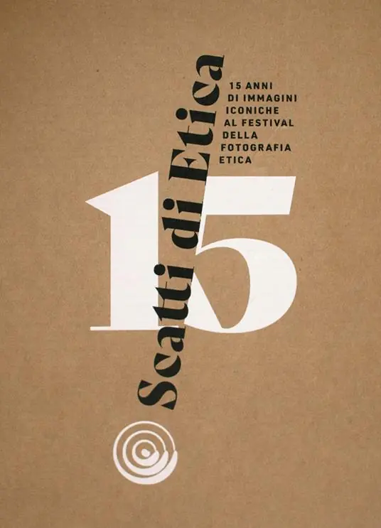 Scatti di etica. 15 anni di immagini iconiche al Festival della Fotografia Etica. Ediz. multilingue Professionale
