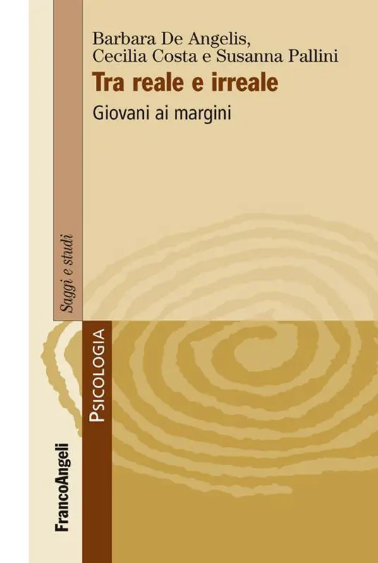 Tra reale e irreale. Giovani ai margini Compra Online