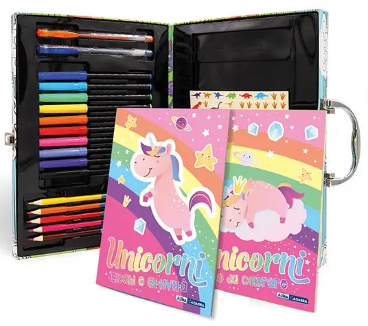 Prezzo Scontato Unicorni. La mia valigetta creativa. Ediz. a colori. Con 5 matite colorate a doppia punta. Con 10 pennarelli. Con 2 penne in gel. Con 100 Adesivi
